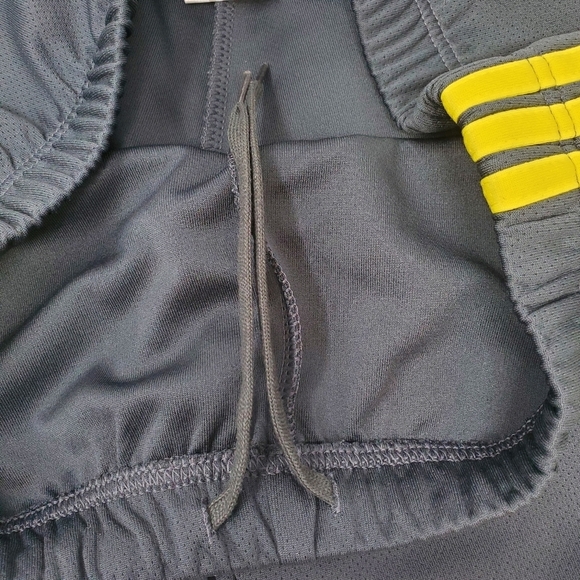 ADIDAS Sweatpants- Boy's Youth- Size Medium - Picture 11 of 15